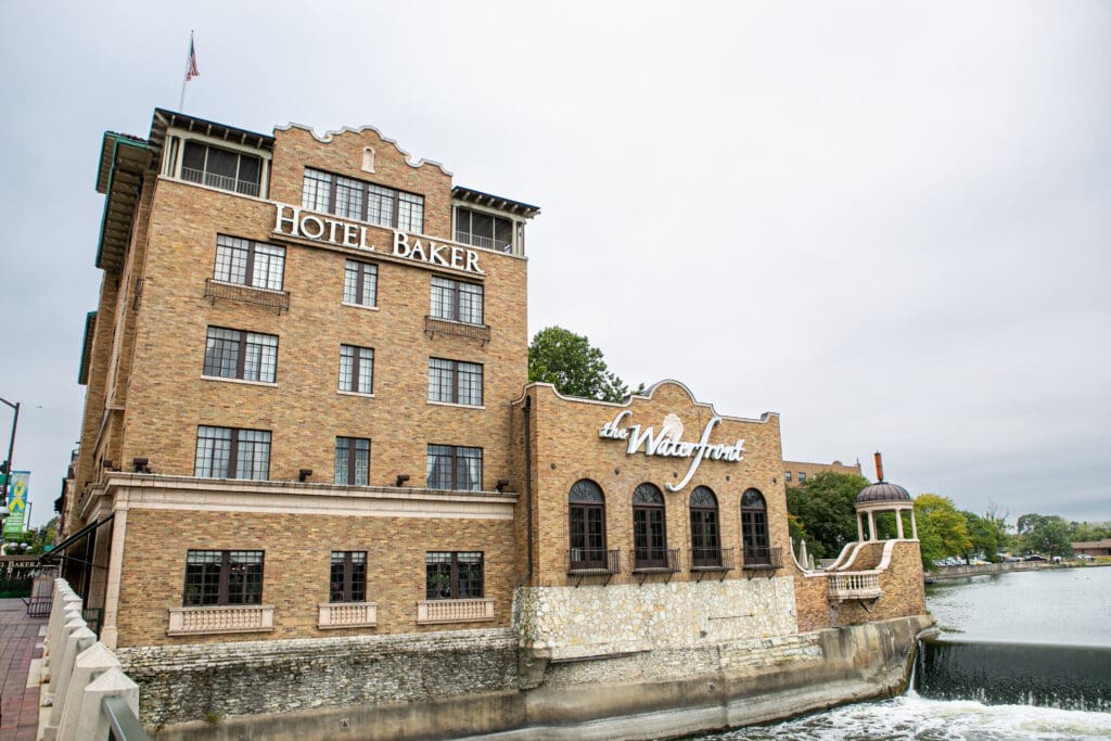 Hotel Baker Saint Charles IL exterior along the Fox River.