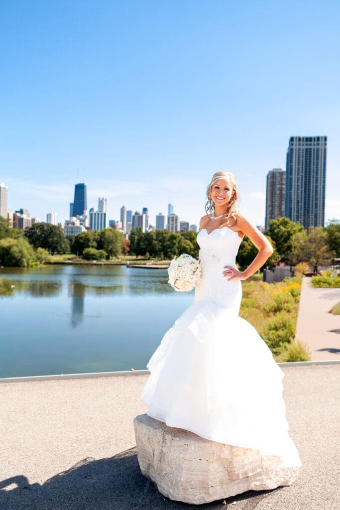 Bride posing at Lincoln Park Zoo for the best Chicago wedding photographer Joe Nowak Photography.